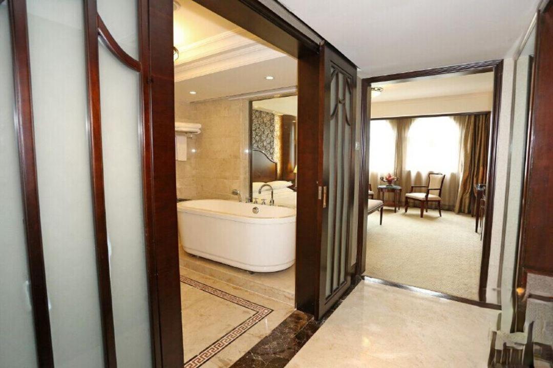 גואנגג'ואו Grand Palace Hotel - Grand Hotel Management Group מראה חיצוני תמונה