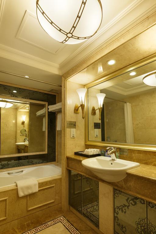 גואנגג'ואו Grand Palace Hotel - Grand Hotel Management Group מראה חיצוני תמונה